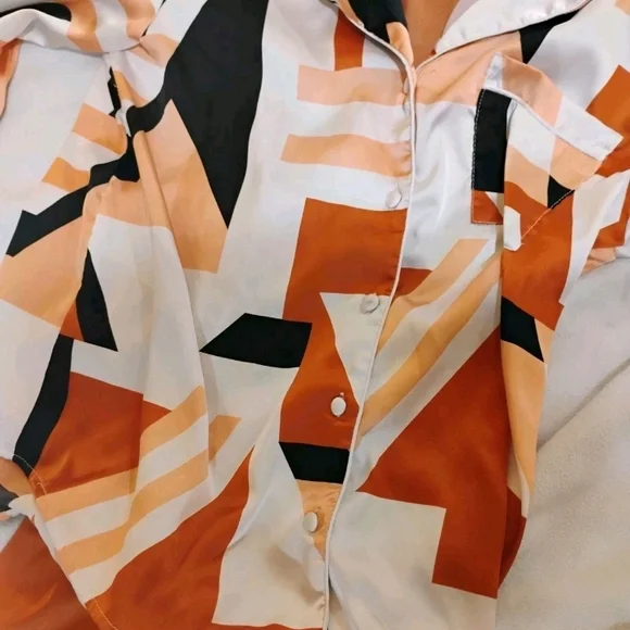 White Mark Geometric Pajama Set - Black, White, Orange - Picture 3 of 14